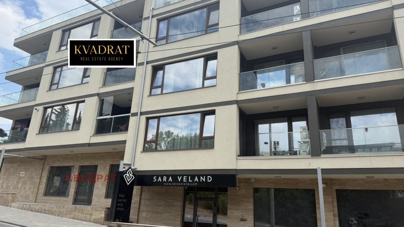 Продава 2-СТАЕН в град Варна, Бриз - 82 кв.м / 225 000 € » 440 061.75 лв., КВАДРАТ