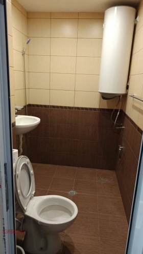 2 slaapkamers Radomir, regio Pernik 6