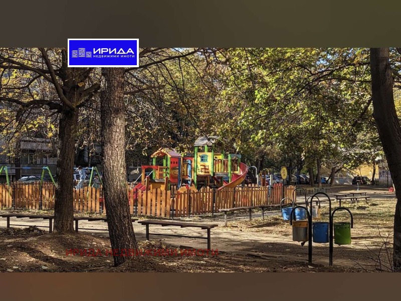 Продава  2-стаен, град София, Борово •  129 000 EUR • ID 47332372 — holmes.bg - [1] 