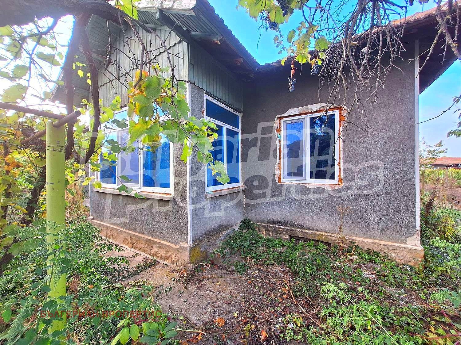 Продава КЪЩА, с. Градище, област Плевен, снимка 2 - Къщи - 52233858