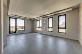 Продава 4-стаен град София Драгалевци - [1] 