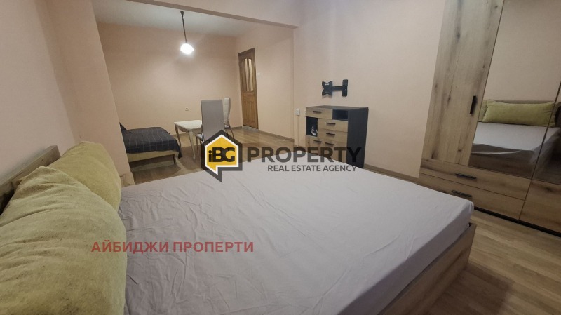 Продава 3-СТАЕН, гр. Варна, Център, снимка 5 - Aпартаменти - 48129763