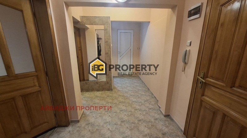 Продава 3-СТАЕН, гр. Варна, Център, снимка 13 - Aпартаменти - 48129763