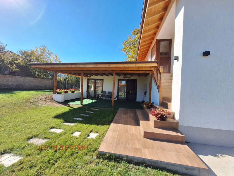 Till salu  Hus region Stara Zagora , Elhovo (Nikolaevo) , 704 kvm | 90187637 - bild [4]