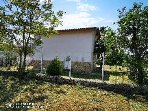 Продава КЪЩА, с. Божурец, област Добрич, снимка 11 - Къщи - 52794324