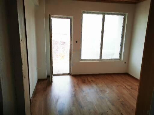 Продава КЪЩА, с. Божурец, област Добрич, снимка 5 - Къщи - 52794324