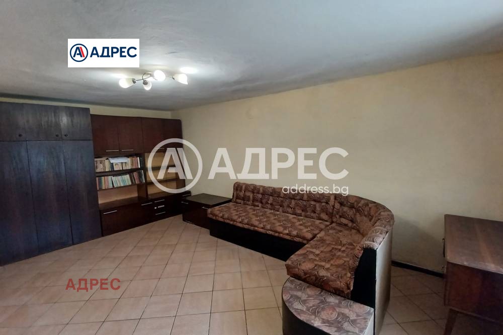 Продава КЪЩА, гр. Аксаково, област Варна, снимка 13 - Къщи - 54643782