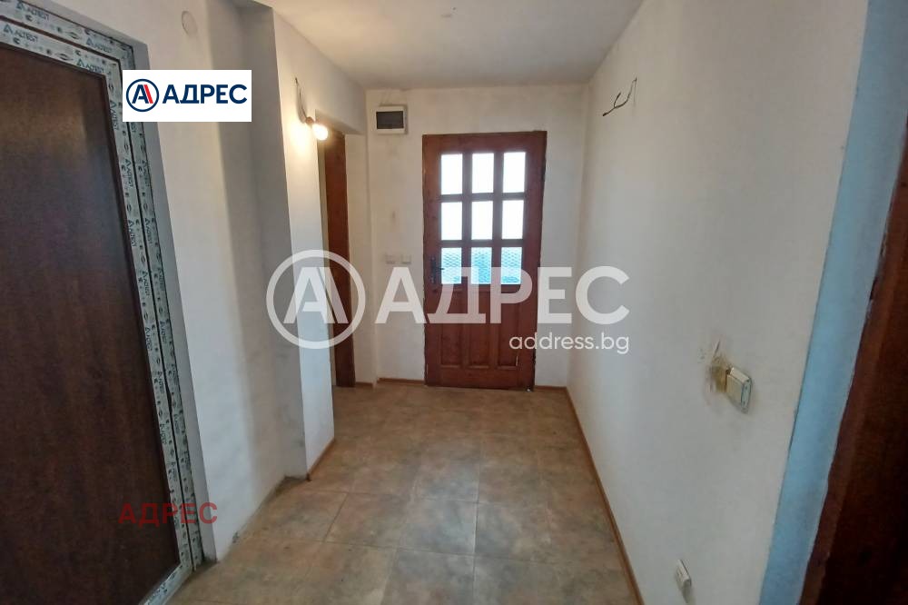Продава КЪЩА, гр. Аксаково, област Варна, снимка 6 - Къщи - 54643782