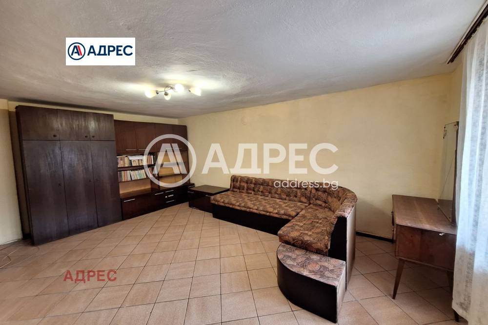 Продава КЪЩА, гр. Аксаково, област Варна, снимка 8 - Къщи - 54643782