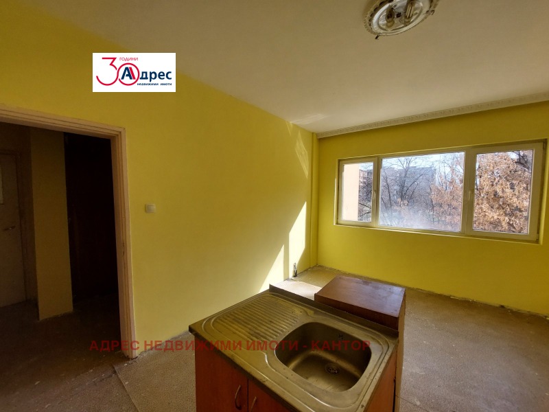 Продава 2-СТАЕН в град Пазарджик, Запад - 57 кв.м / 70 000 € » 136 908.10 лв., АДРЕС НЕДВИЖИМИ ИМОТИ - КАНТОРА ПАЗАРДЖИК
