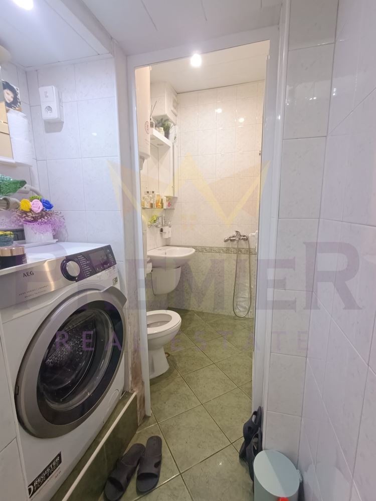 En venta  1 dormitorio Varna , Koljozen pazar , 65 metros cuadrados | 98503422 - imagen [14]