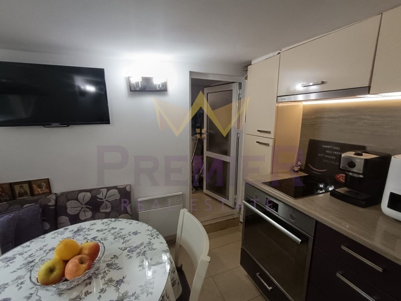 En venta  1 dormitorio Varna , Koljozen pazar , 65 metros cuadrados | 98503422 - imagen [4]