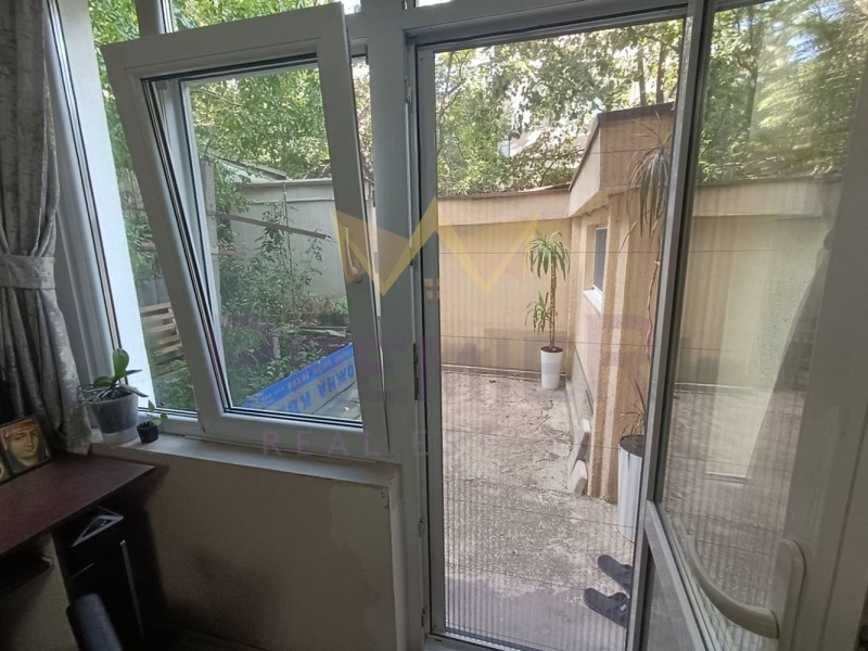 En venta  1 dormitorio Varna , Koljozen pazar , 65 metros cuadrados | 98503422 - imagen [17]