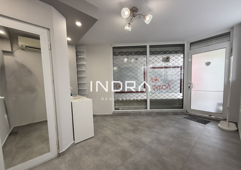 Продава МАГАЗИН, гр. Бургас, Лазур, снимка 2 - Магазини - 52315818