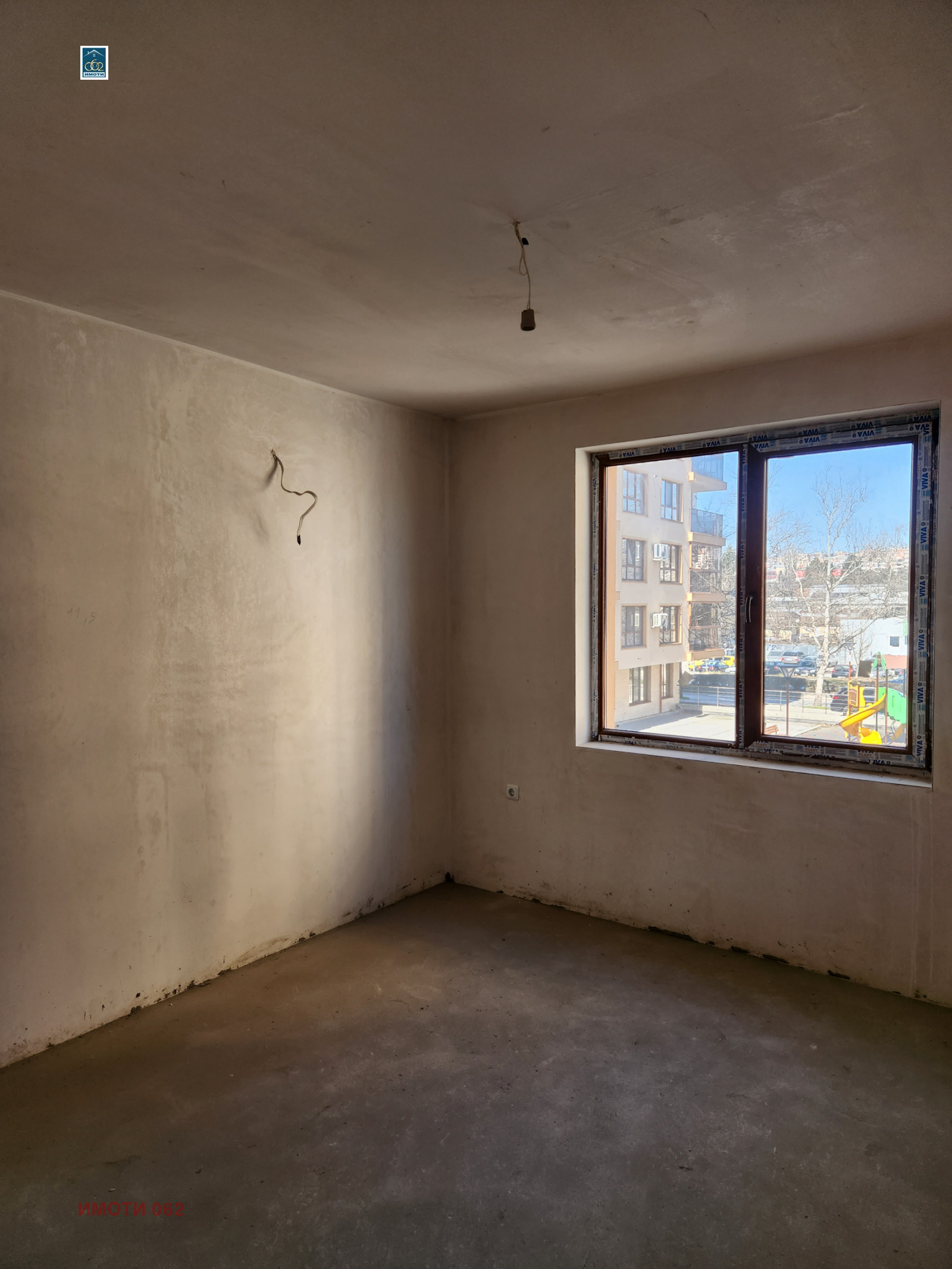 Продава 3-СТАЕН, гр. Велико Търново, Бузлуджа, снимка 3 - Апартаменти - 53800685