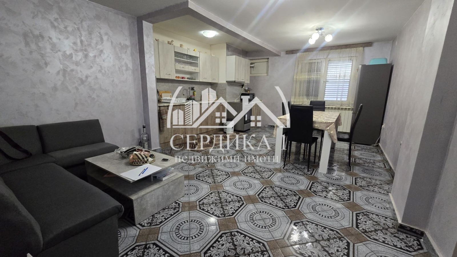Продава КЪЩА, гр. Златица, област София област, снимка 3 - Къщи - 55816275