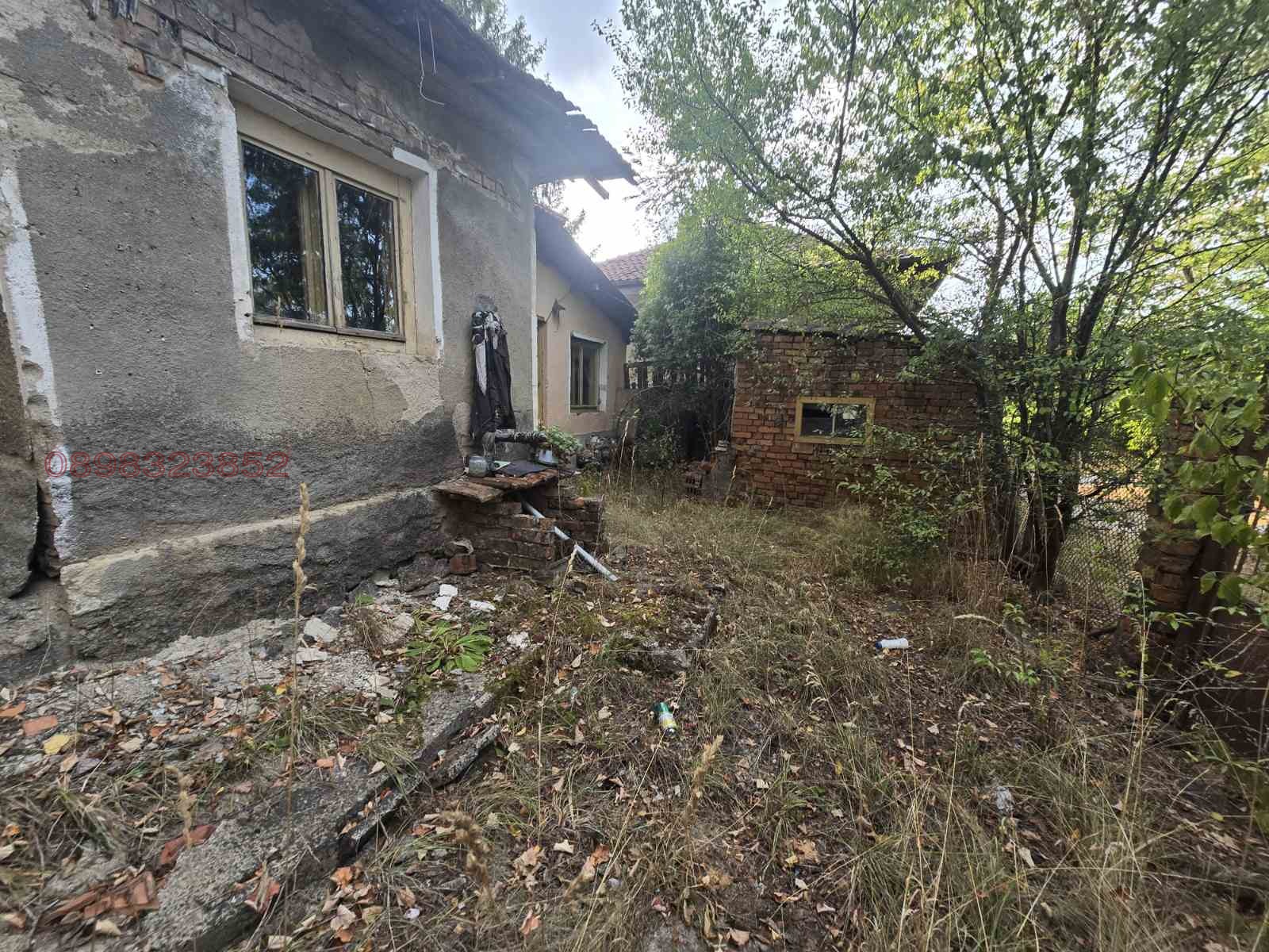 Продава КЪЩА, с. Долно Камарци, област София област, снимка 2 - Къщи - 55985786