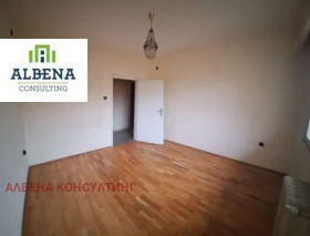 Eladó 1 hálószoba