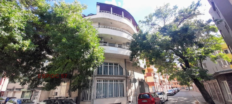 Продава  3-стаен град Пловдив , Център , 84 кв.м | 85336252