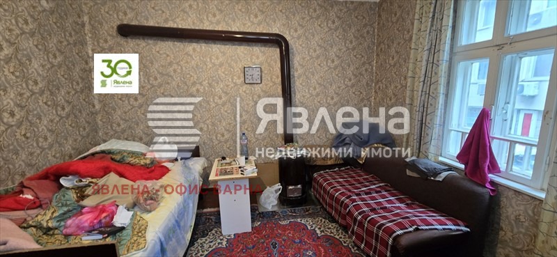 Продава ЕТАЖ ОТ КЪЩА, гр. Варна, Окръжна болница-Генерали, снимка 4 - Етаж от къща - 56240418