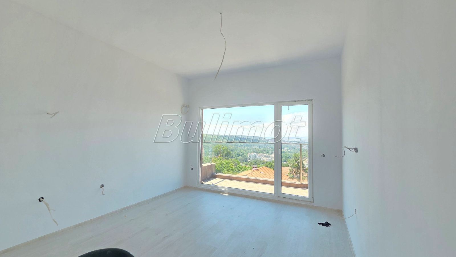 Продава 2-СТАЕН, гр. Варна, м-т Зеленика, снимка 3 - Апартаменти - 55022357