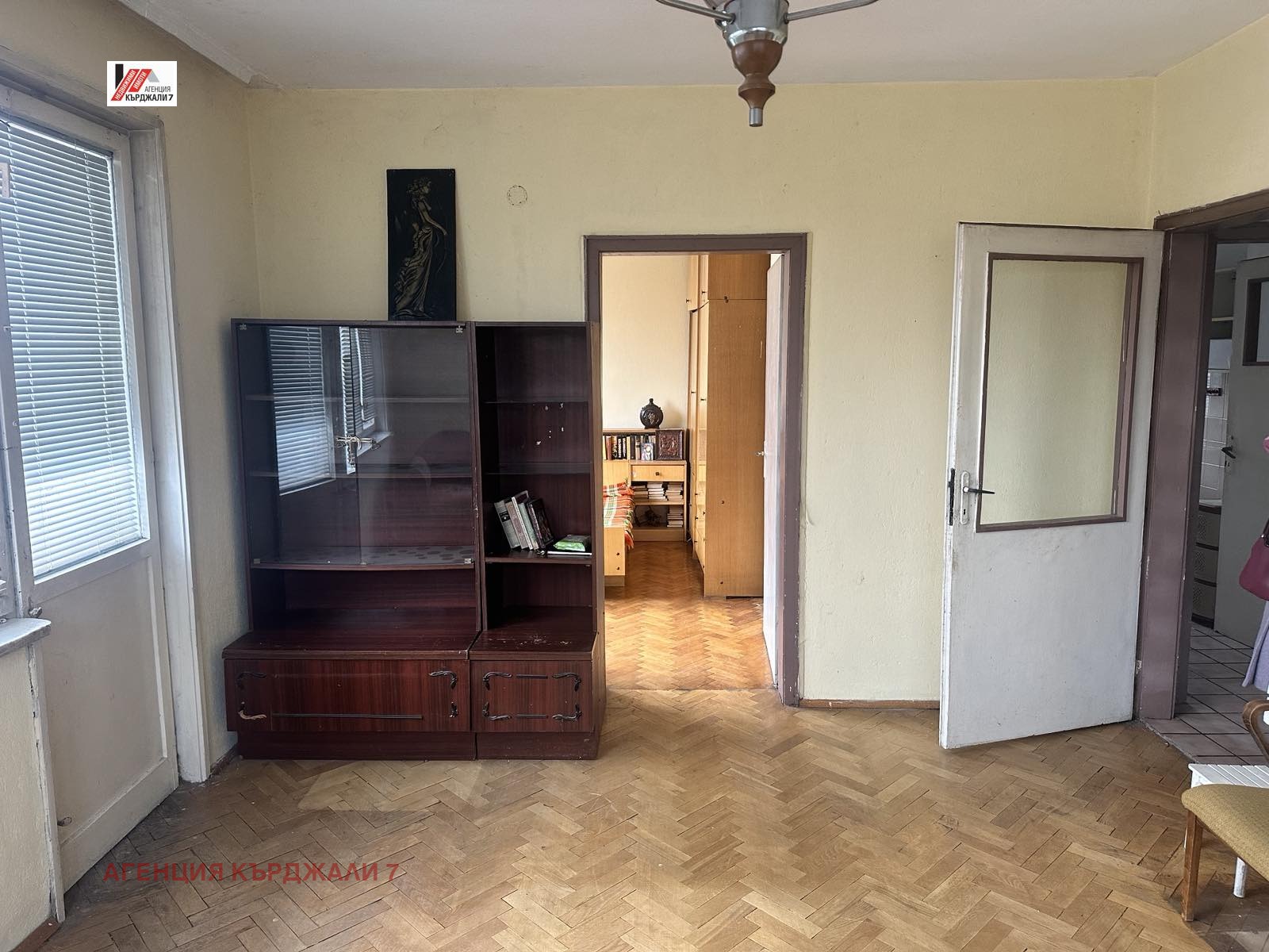 Продава 3-СТАЕН, гр. Кърджали, Център, снимка 2 - Апартаменти - 54201496