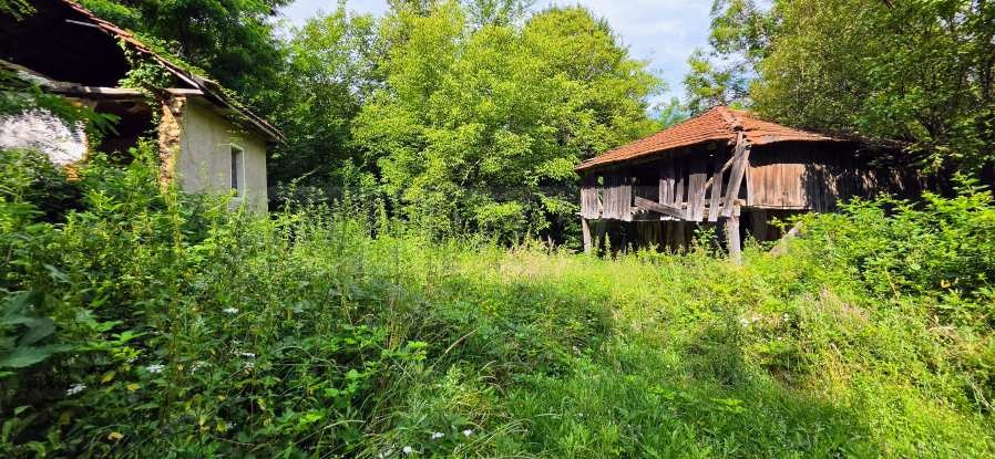Продава ПАРЦЕЛ, гр. Априлци, област Ловеч