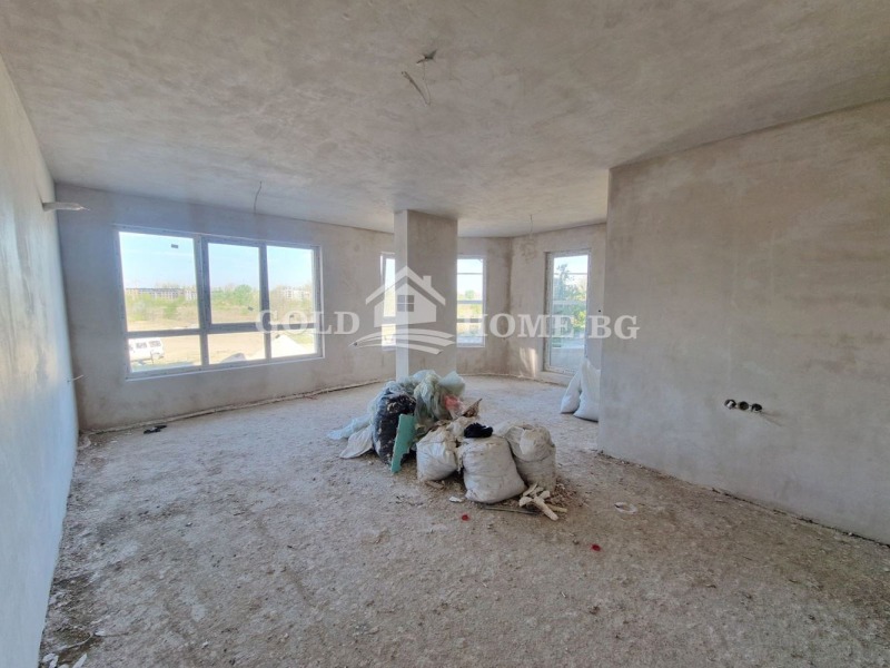 Na prodej  2 ložnice Plovdiv , Christo Smirnenski , 104 m2 | 16684029