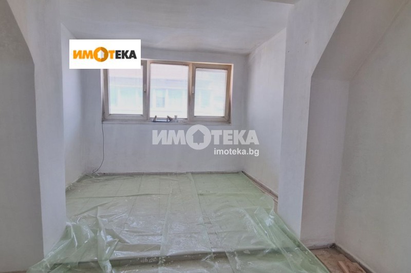 Продается  3+ спальни Варна , Зимно кино Тракия , 127 кв.м | 21956150 - изображение [2]