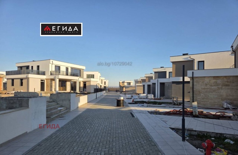 Продава КЪЩА, гр. Бургас, Сарафово