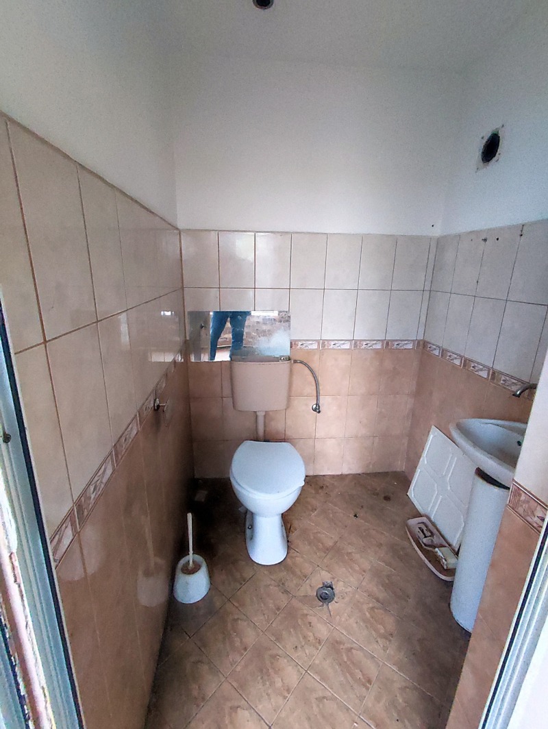 Продава МАГАЗИН, гр. Добрич, Център, снимка 8 - Магазини - 52371885