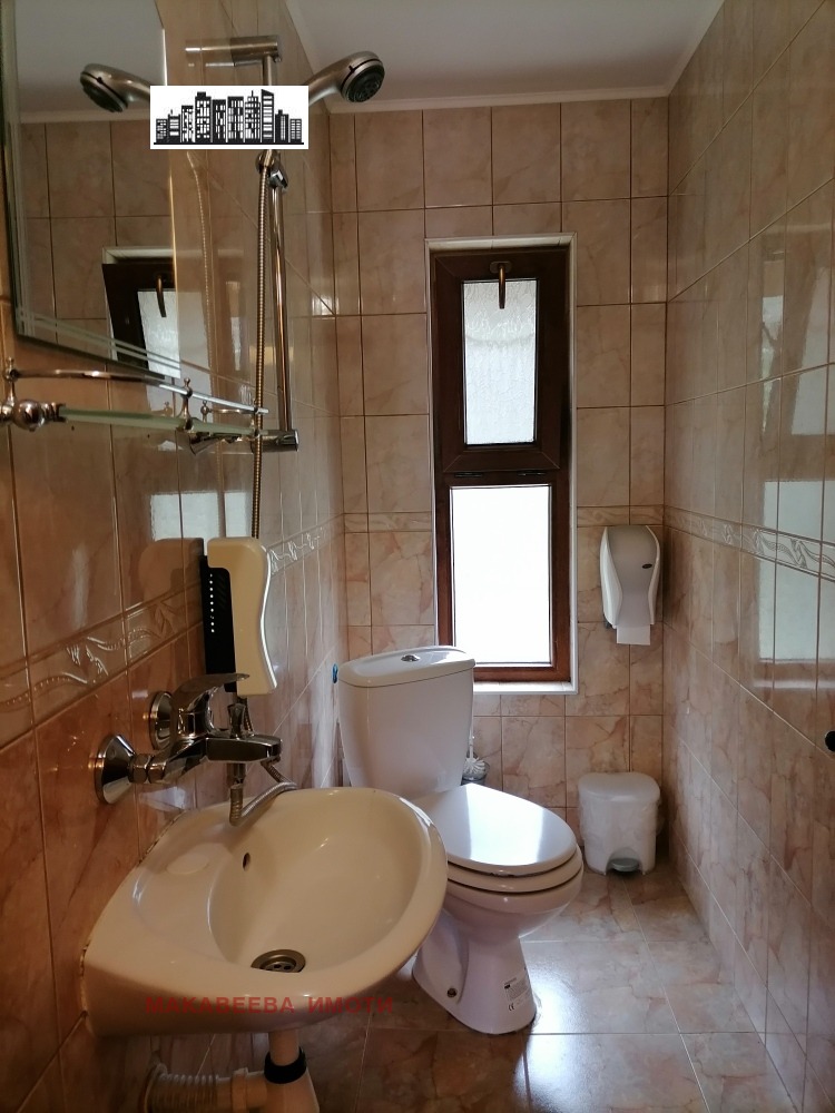 Продава  Хотел област Пловдив , хижа Здравец , 5300 кв.м | 49115468 - изображение [9]