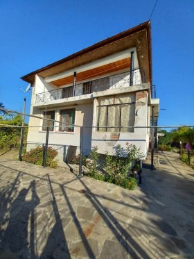 Продажба на имоти в с. Долно Войводино, област Хасково - изображение 1 