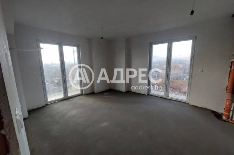 Продава  3-стаен град София , Левски , 99 кв.м | 57492265