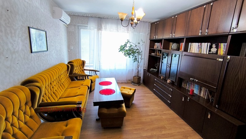 In vendita  2 camere da letto Ruse , Zdravets Iztok , 82 mq | 54621245 - Immagine [5]