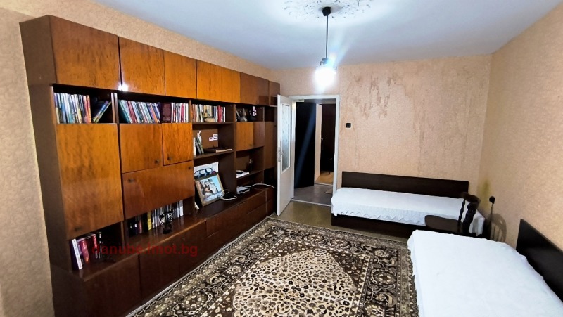In vendita  2 camere da letto Ruse , Zdravets Iztok , 82 mq | 54621245 - Immagine [12]