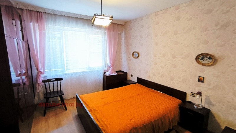 In vendita  2 camere da letto Ruse , Zdravets Iztok , 82 mq | 54621245 - Immagine [9]