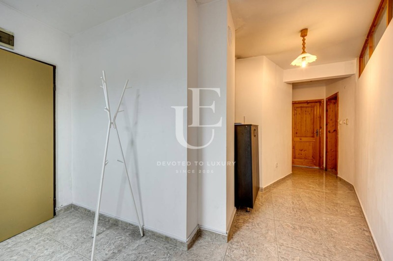 Продава ОФИС, гр. София, Център, снимка 13 - Офиси - 52709181