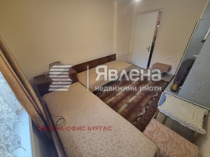 Продава ЕТАЖ ОТ КЪЩА, гр. Поморие, област Бургас, снимка 4 - Етаж от къща - 55631586