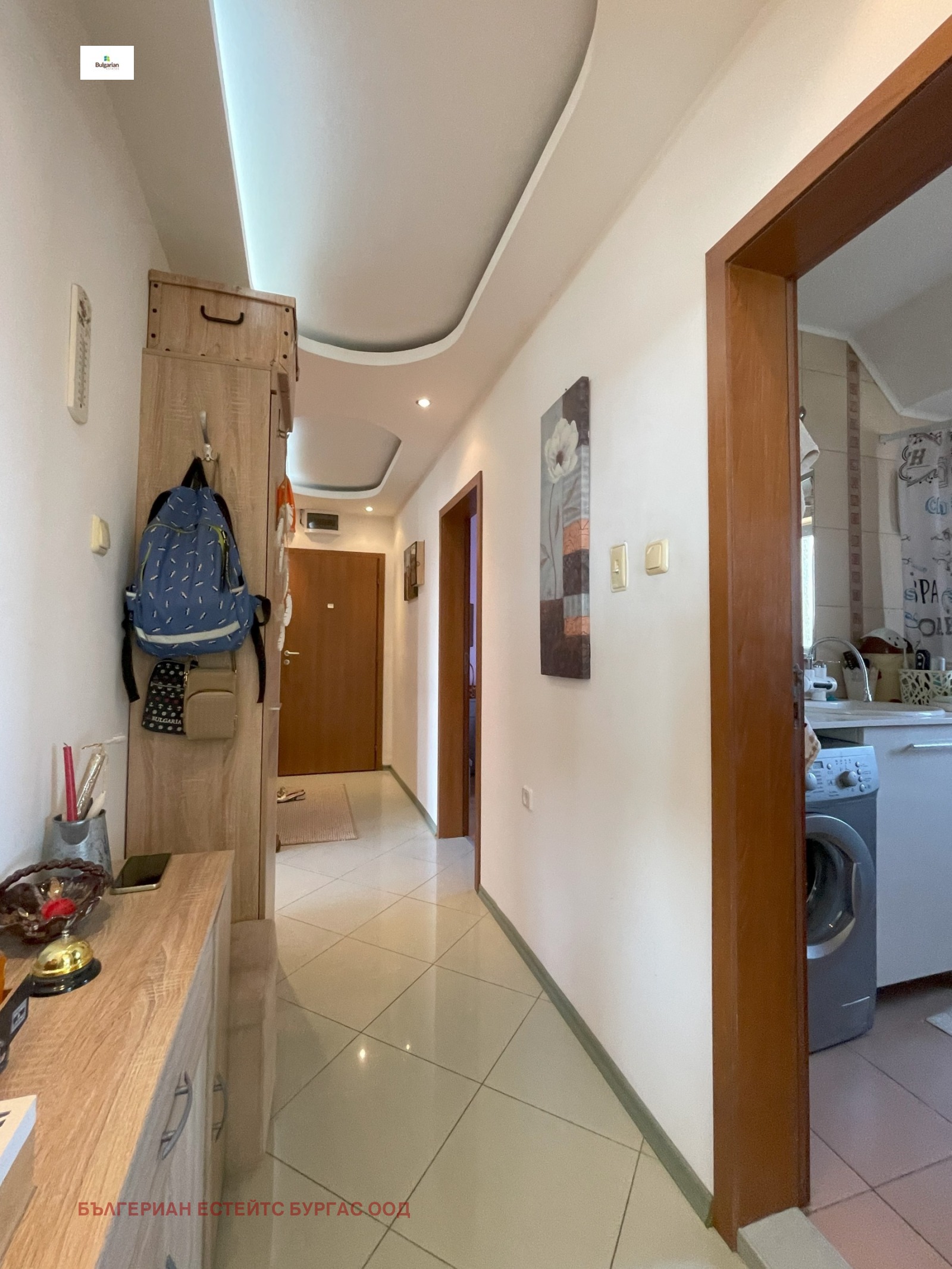 Продава 3-СТАЕН, гр. Бургас, Сарафово, снимка 2 - Апартаменти - 54067385