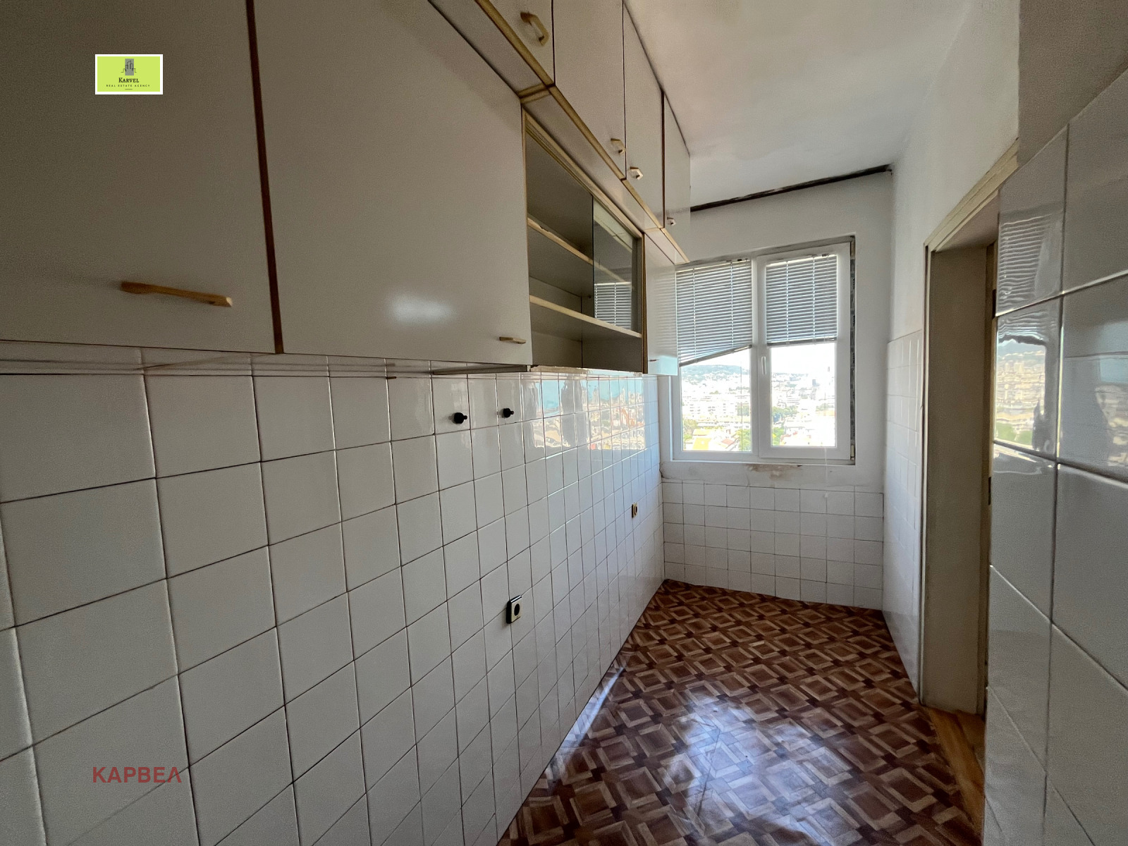 Продава 4-СТАЕН, гр. Варна, Колхозен пазар, снимка 4 - Апартаменти - 54960528