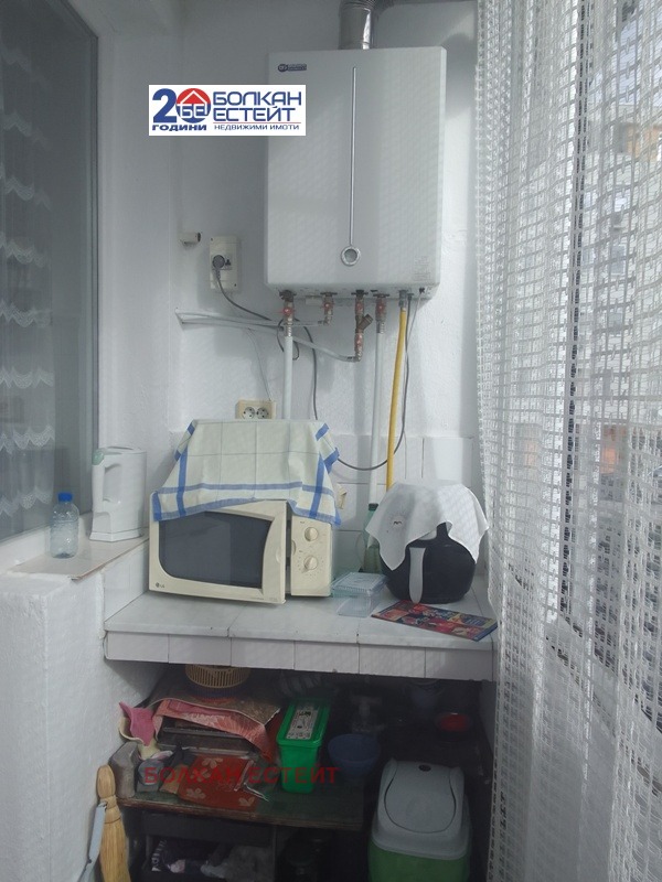 Продава 4-СТАЕН, гр. Велико Търново, Акация, снимка 3 - Апартаменти - 53779783