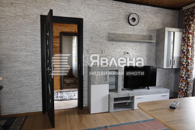 Продава КЪЩА, с. Свежен, област Пловдив, снимка 6 - Къщи - 54210709