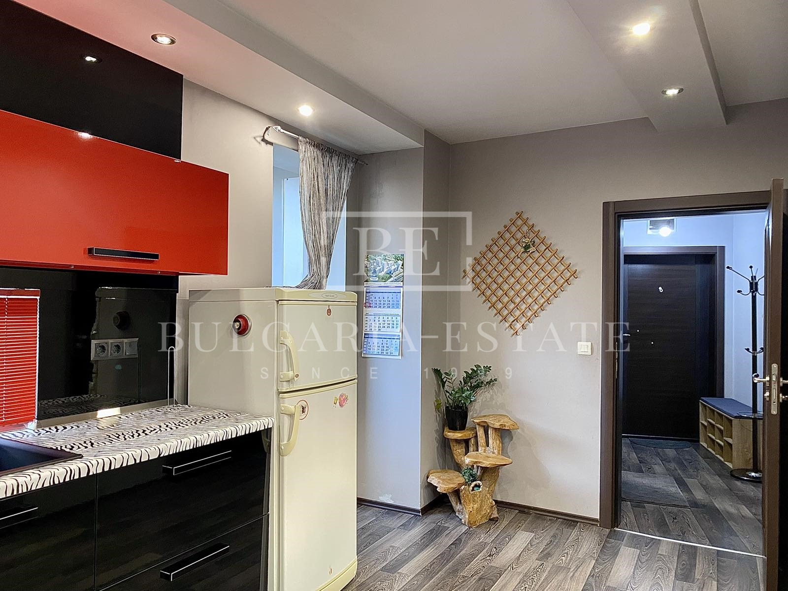 Продава 2-СТАЕН, гр. Варна, Погреби, снимка 8 - Апартаменти - 54756573