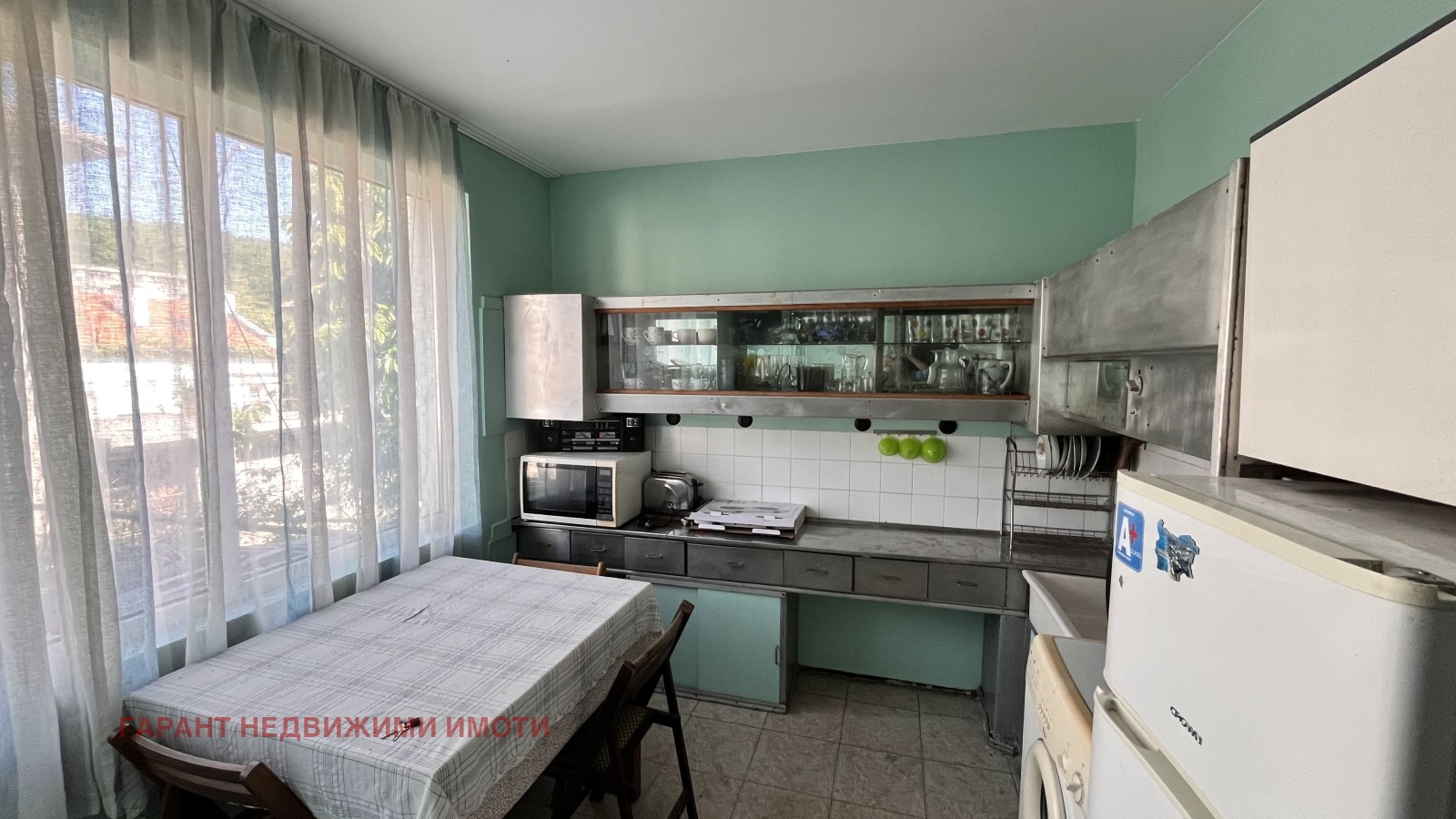 Продава ЕТАЖ ОТ КЪЩА, гр. Габрово, Център, снимка 2 - Етаж от къща - 54760521