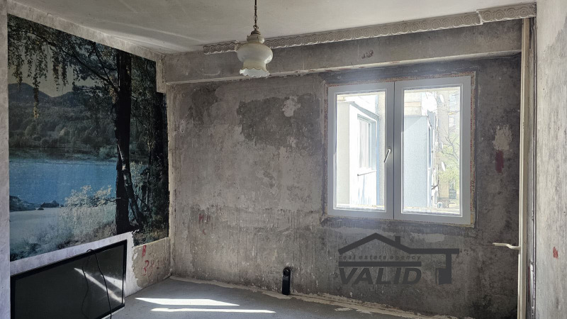 Продава 2-СТАЕН в град Русе, Дружба 3 - 76 кв.м / 75 000 € » 146 687.25 лв., ВАЛИД ИМОТИ
