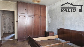 ����� ������� 2-�����,���� ����, ������ 3>