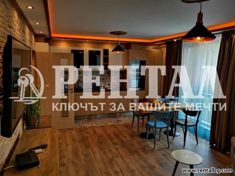 Продава 2-СТАЕН, гр. Пловдив, Център, снимка 3 - Aпартаменти - 48771068