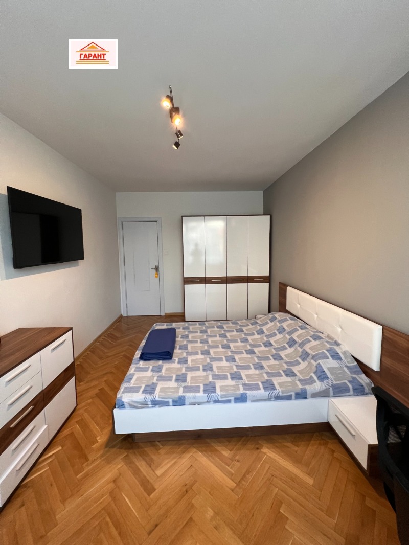 Продава 3-СТАЕН, град Плевен, Широк център • 171000 € • 67919253 — Holmes.bg