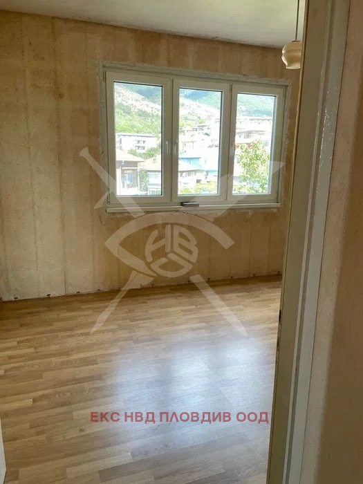 Продава 3-СТАЕН, гр. Карлово, област Пловдив, снимка 12 - Апартаменти - 54628213